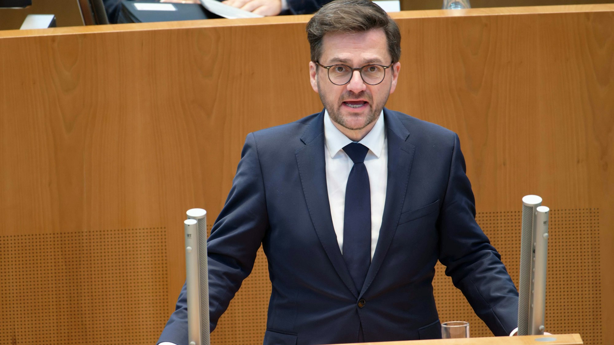 Thomas Kutschaty ist als Vorsitznder der SPD in Nordrhein-Westfalen zurückgetreten. (Archivbild)