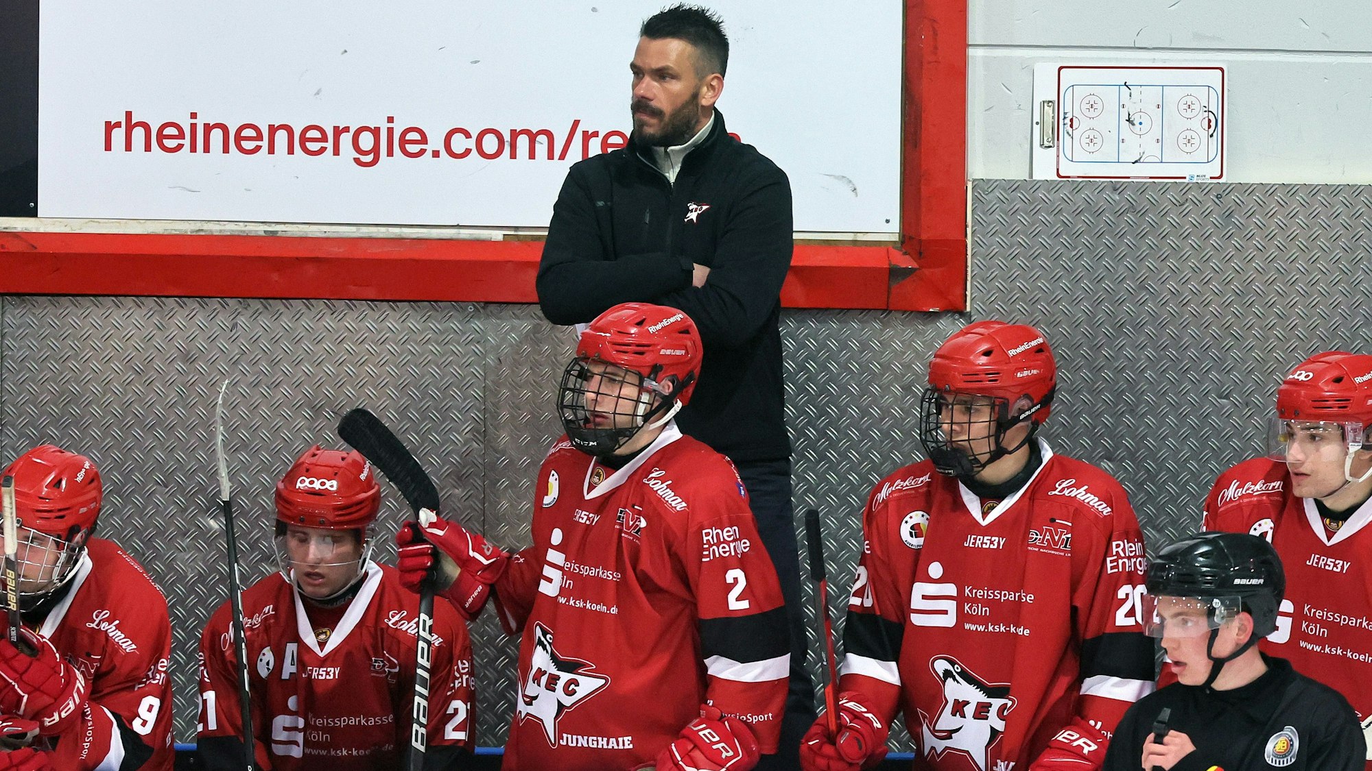 DNL U20, 2. Finale um die Deutsche Meisterschaft, KEC Kölner Junghaie vs Junior-Eisbären Berlin, Cheftrainer Patrick Strauch (Haie), 26.03.2022, Herbert Bucco