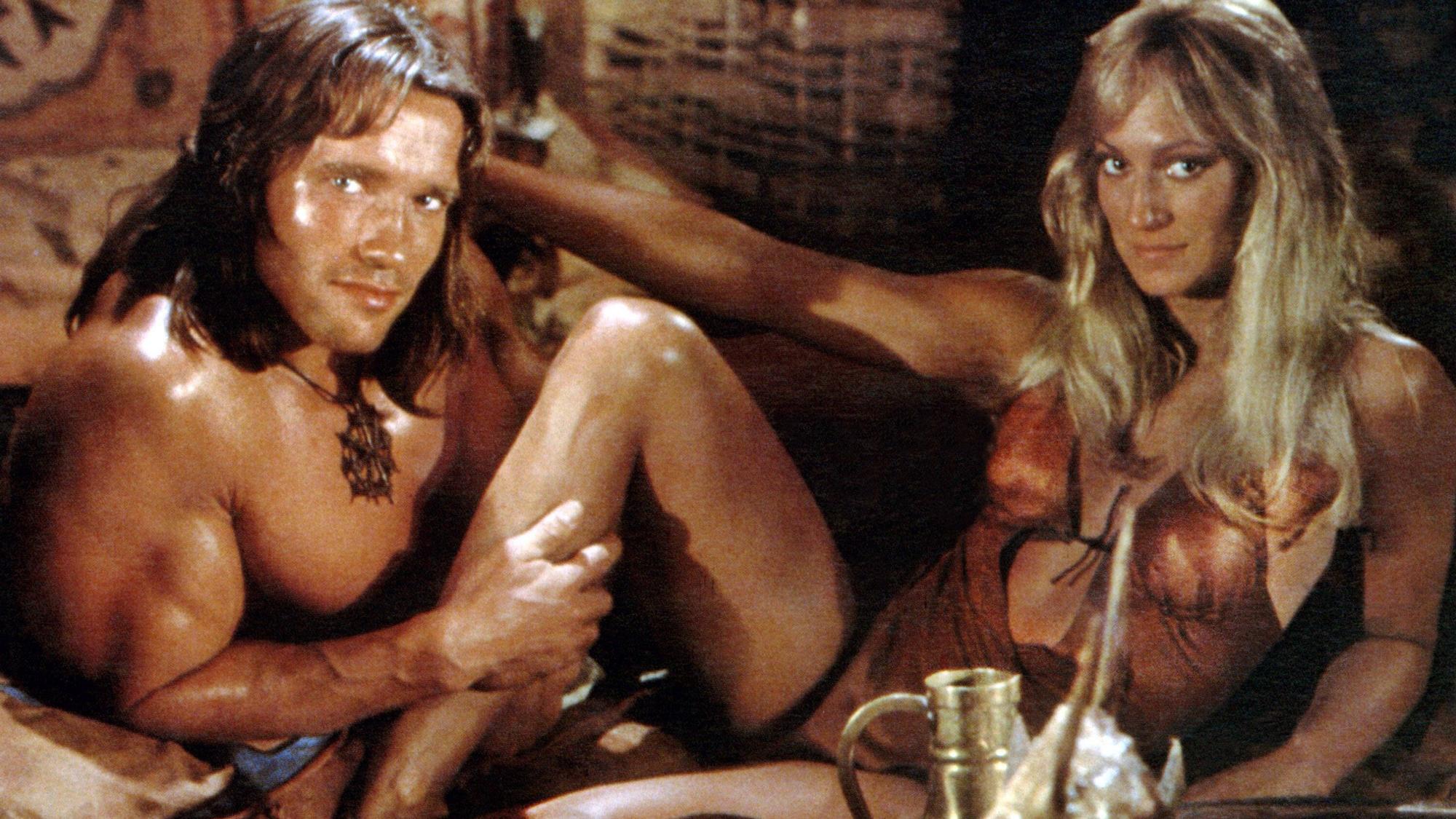Arnold Schwarzenegger und Sandahl Bergman