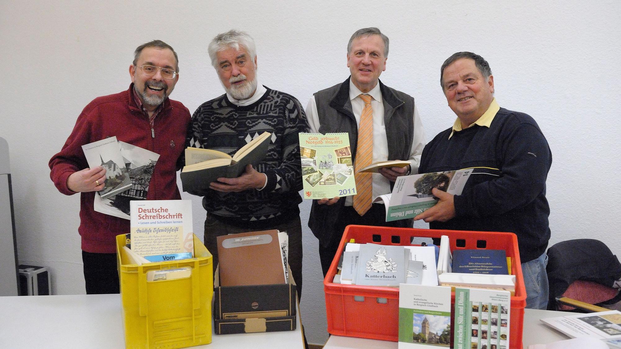 Der Vorstand des Bergischen Geschichtsverein mit Dr. Ferdinand Peter Moog, Hermann-Josef Rodenbach, Aloisius Schmidt und Max Morsches
