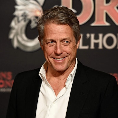 Schauspieler Hugh Grant bei einer Premiere des Films „Dungeons and Dragons“.