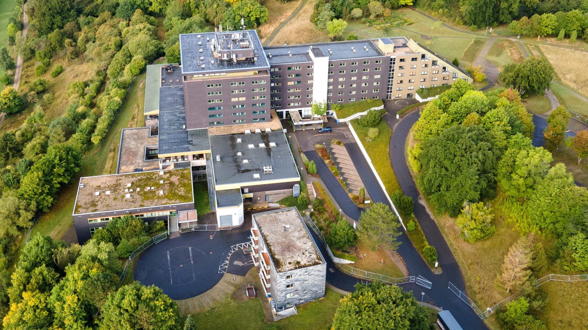 Das Luftbild zeigt die ehemalige Eifelhöhen-Klinik in Marmagen.