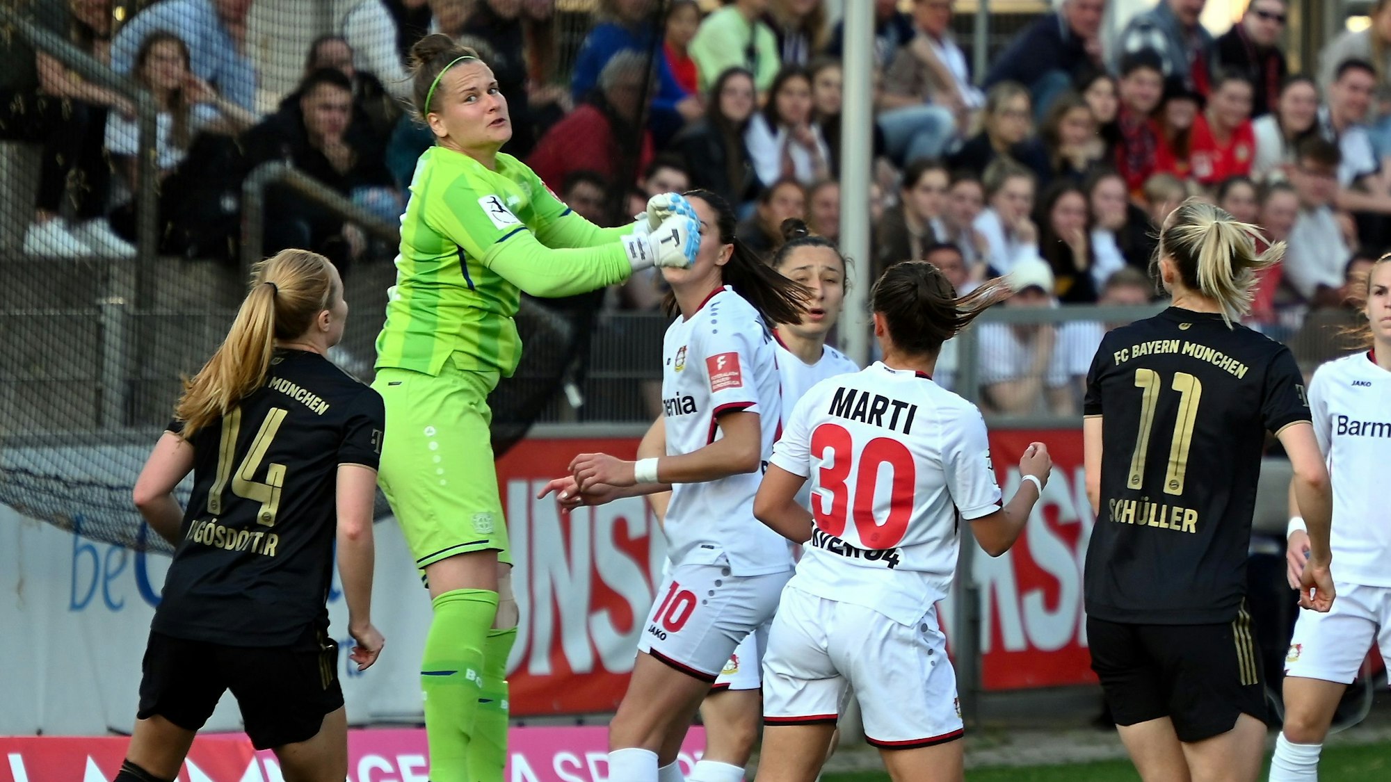 06.05.2022, Fussball-Bayer-Bayern München
TW: Friederike Repohl (Leverk)
Foto: Uli Herhaus