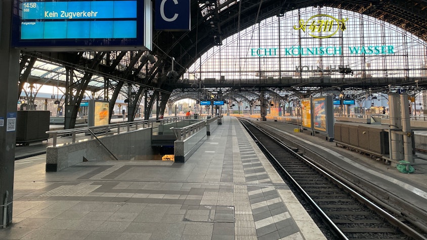 Köln Hbf: Gleise am Kölner Hauptbahnhof am Montagmorgen (27. März)