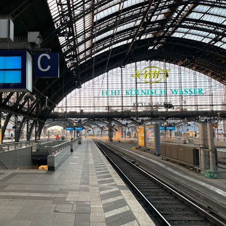 Köln Hbf: Gleise am Kölner Hauptbahnhof am Montagmorgen (27. März)
