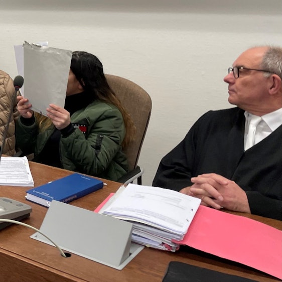 Die Angeklagte soll laut Urteil den Raubüberfall auf ihren Chef geplant haben.