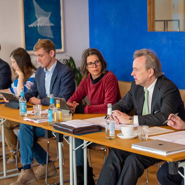Lino Hammer, Christiane Martin (beide Grüne), Bernd Petelkau und Niklas Kienitz (beide CDU)