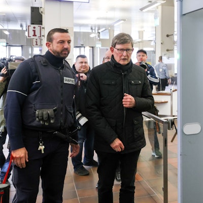 Der Kölner Kardinal Rainer Maria erschien im März zur Zeugenaussage im Kölner