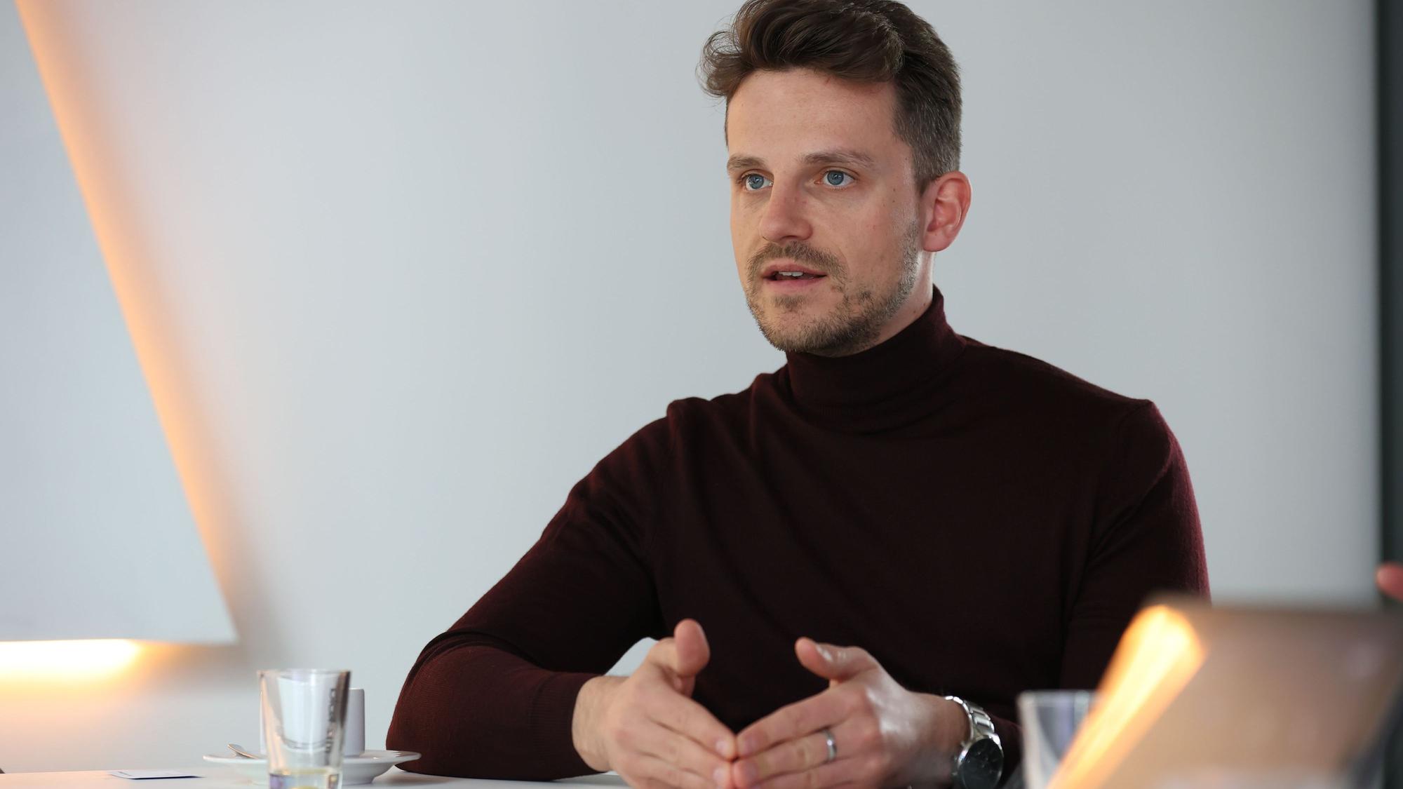 Das Bild zeigt den SPD-Vorsitzenden Florian Schuster.