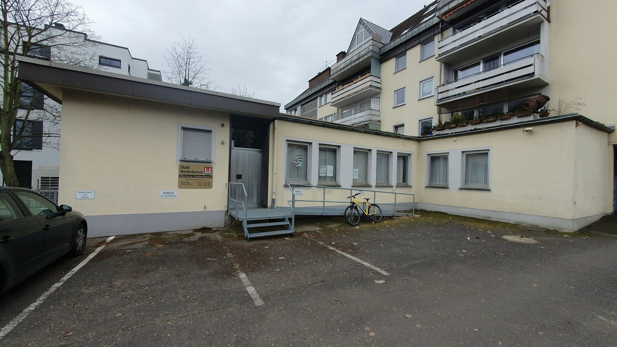 Die ehemalige Stadtbücherei in Niederkassel-Ort.