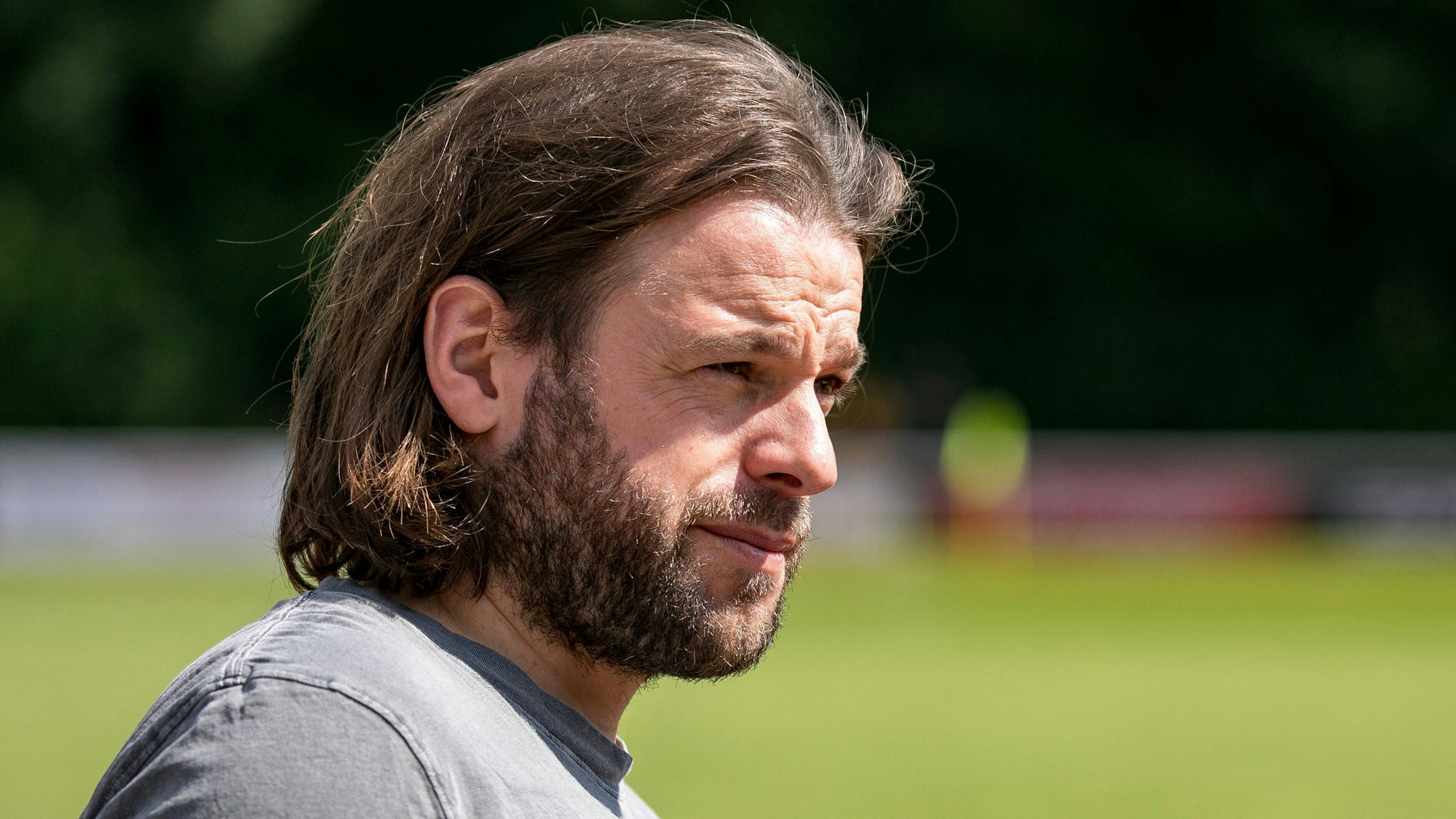 Testspiel SG Dynamo Dresden vs. Eintracht Braunschweig 1:0. Im Bild: Ex-Dynamo und Kaderplaner des Halleschen FC Timo Röttger Roettger vor dem Spiel. 03.07.2021, Fußball, GER, 2. Bundesliga, Saison 2021/22, Heilbad Heiligenstadt, Gesundbrunnen Stadion SG Dynamo Dresden *** Test match SG Dynamo Dresden vs Eintracht Braunschweig 1 0 In the picture ex Dynamo and squad planner of Hallescher FC Timo Röttger Roettger before the match 03 07 2021, Football, GER, 2 Bundesliga, Season 2021 22, Heilbad Heiligenstadt, Gesundbrunnen Stadium SG Dynamo Dresden