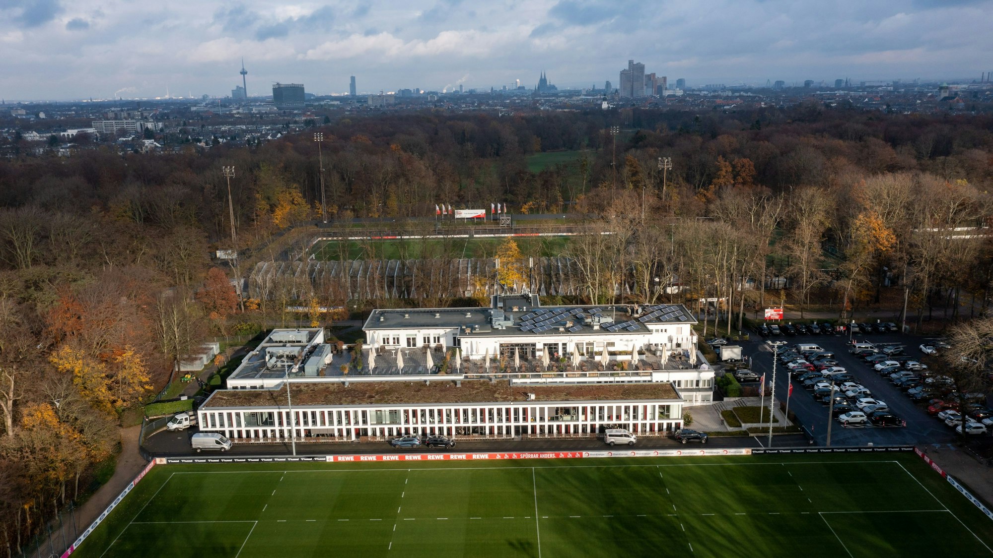 Das Geißbockheim des 1.FC Köln.