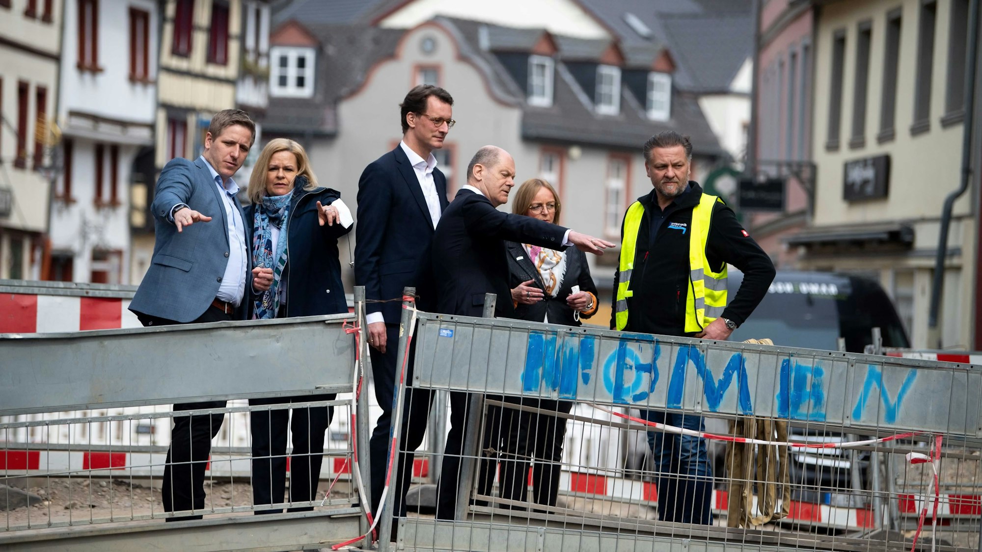 29.03.2022 Bundeskanzler Olaf Scholz besuchte Bad Münstereifel. Mit dabei Nancy Faeser (Bundesinnenministerin); Hendrik Wüst und Markus Ramers.