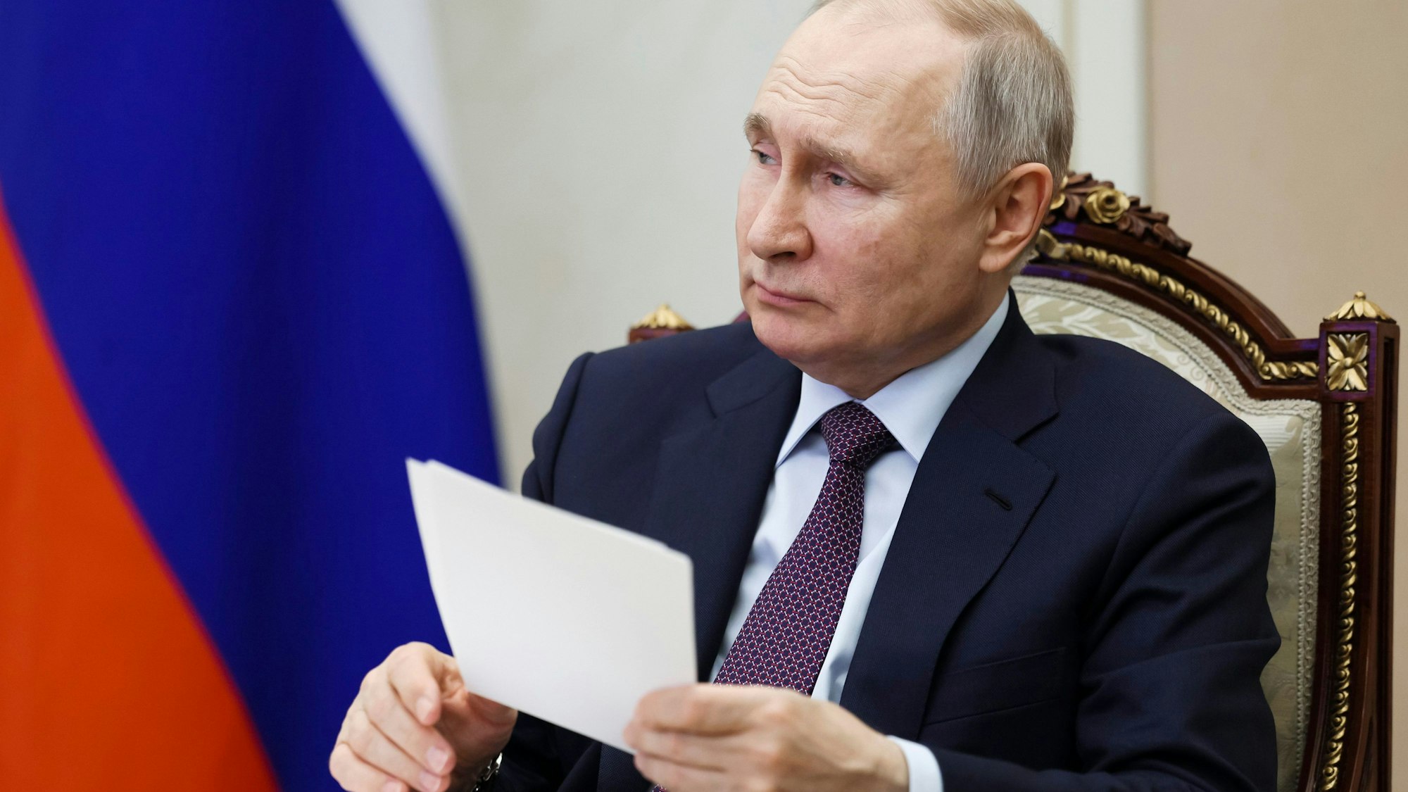 Der russische Präsident Wladimir Putin will ab April 147.000 Russen im Alter zwischen 18 und 27 Jahren zum Militärdienst einberufen. Die Anzahl der Wehrpflichtigen steigt damit im Vergleich zu den letzten Einberufungen.
