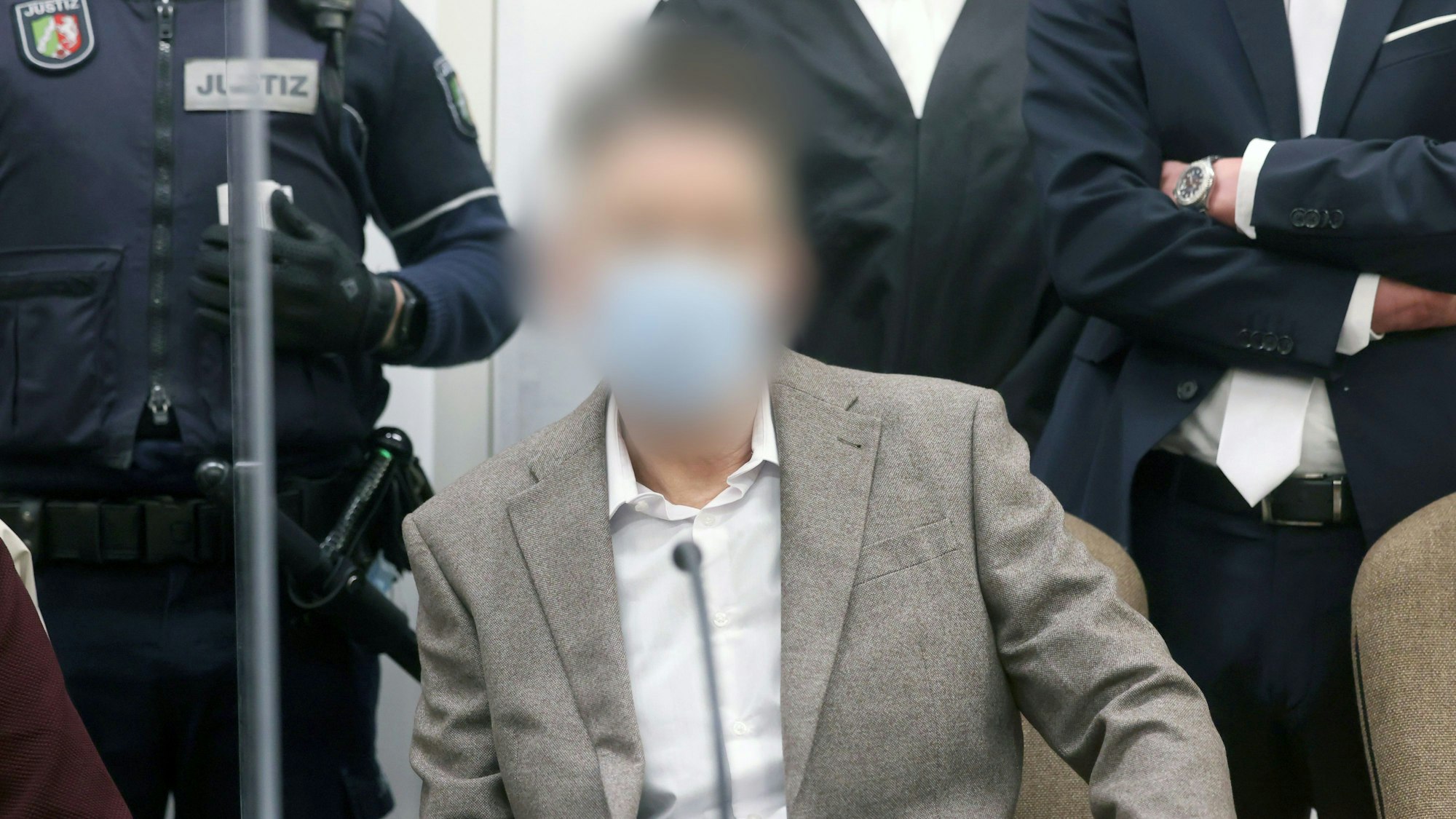 Der Mitbeschuldigte Eugen W. soll als Zeuge für Thomas Drach aussagen.