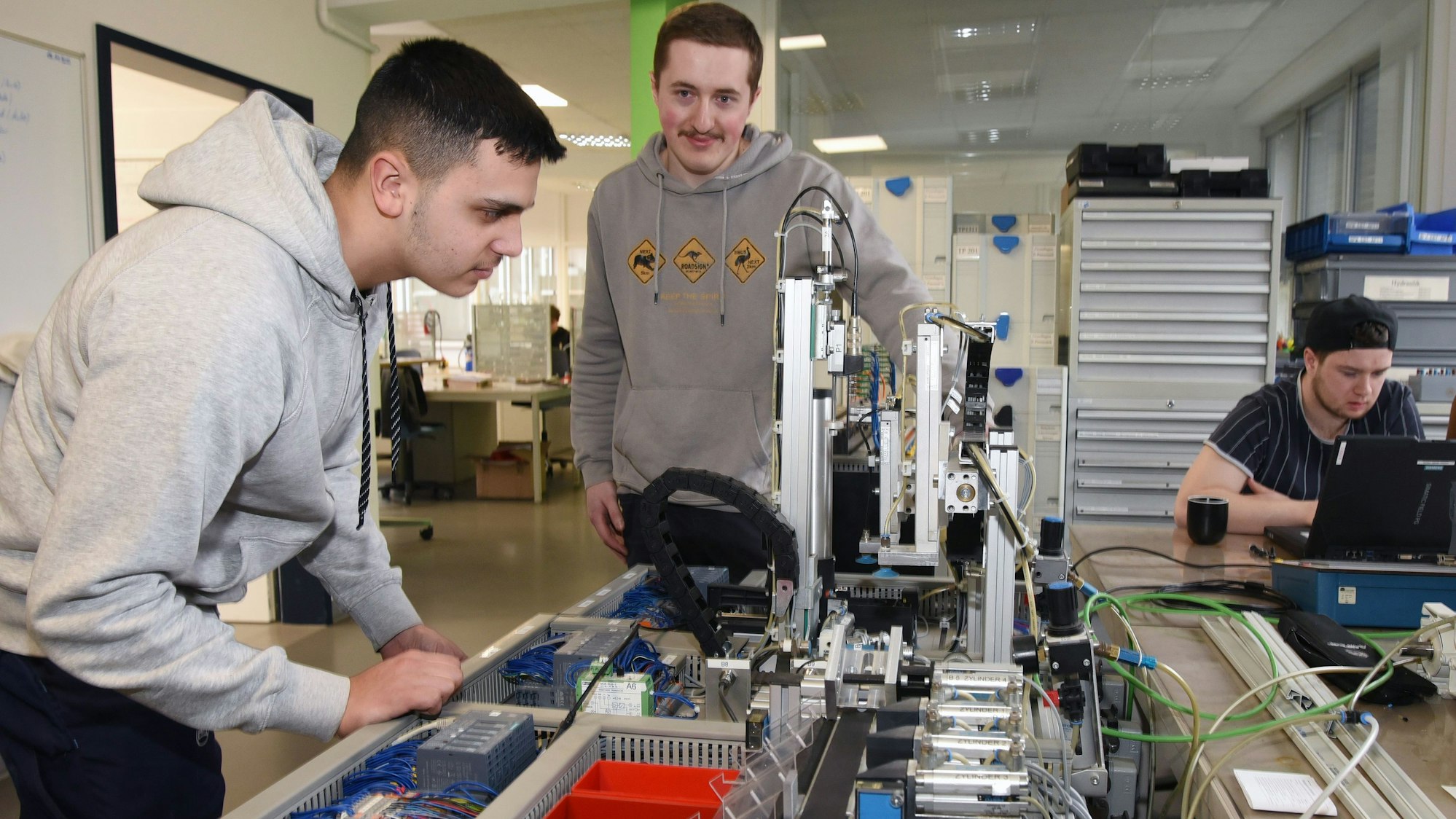 Ein Blick in die Ausbildungswerkstatt bei BPW Bergische Achsen in Wiehl.BPW Bergische Achsen Wiehl