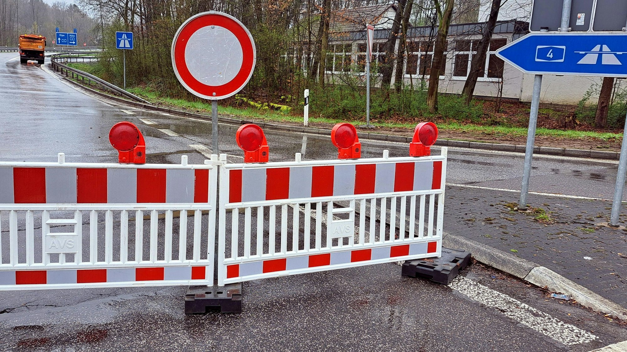 Eine Autobahnauffahrt der A4