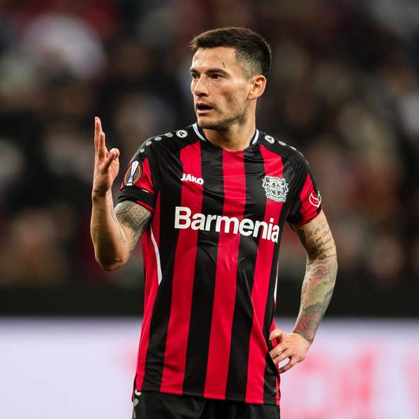 Charles Aranguiz kam 2015 zu Bayer 04 Leverkusen, jetzt wechselt der Mittelfeldspieler zum brasilianischen Topteam Porto Alegre.