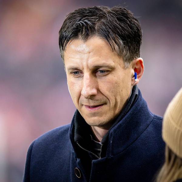 FC-Geschäftsführer Christian Keller im Gespräch beim übertragenden Sender Dazn vor dem Derby am Sonntag.