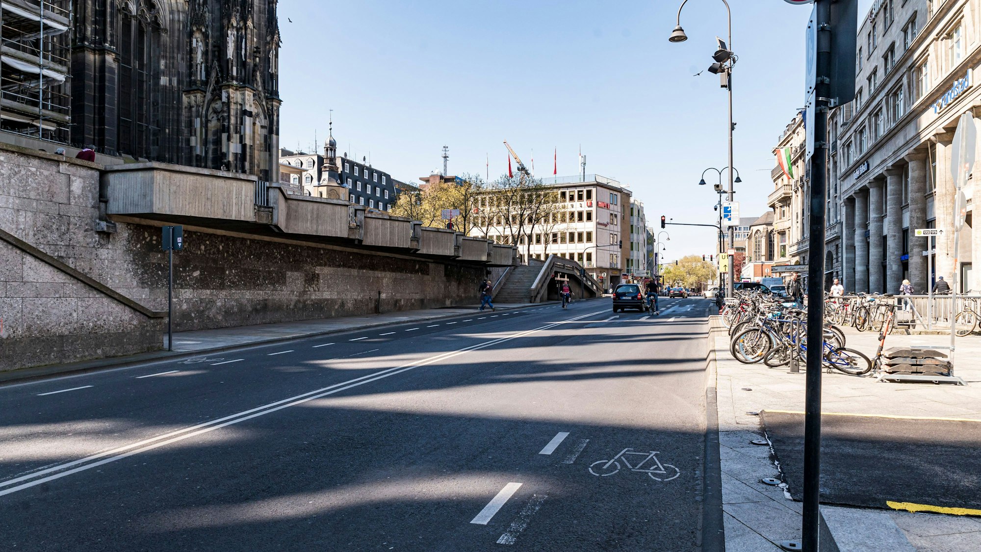 Das Bild zeigt die Trankgasse in der Kölner Altstadt.