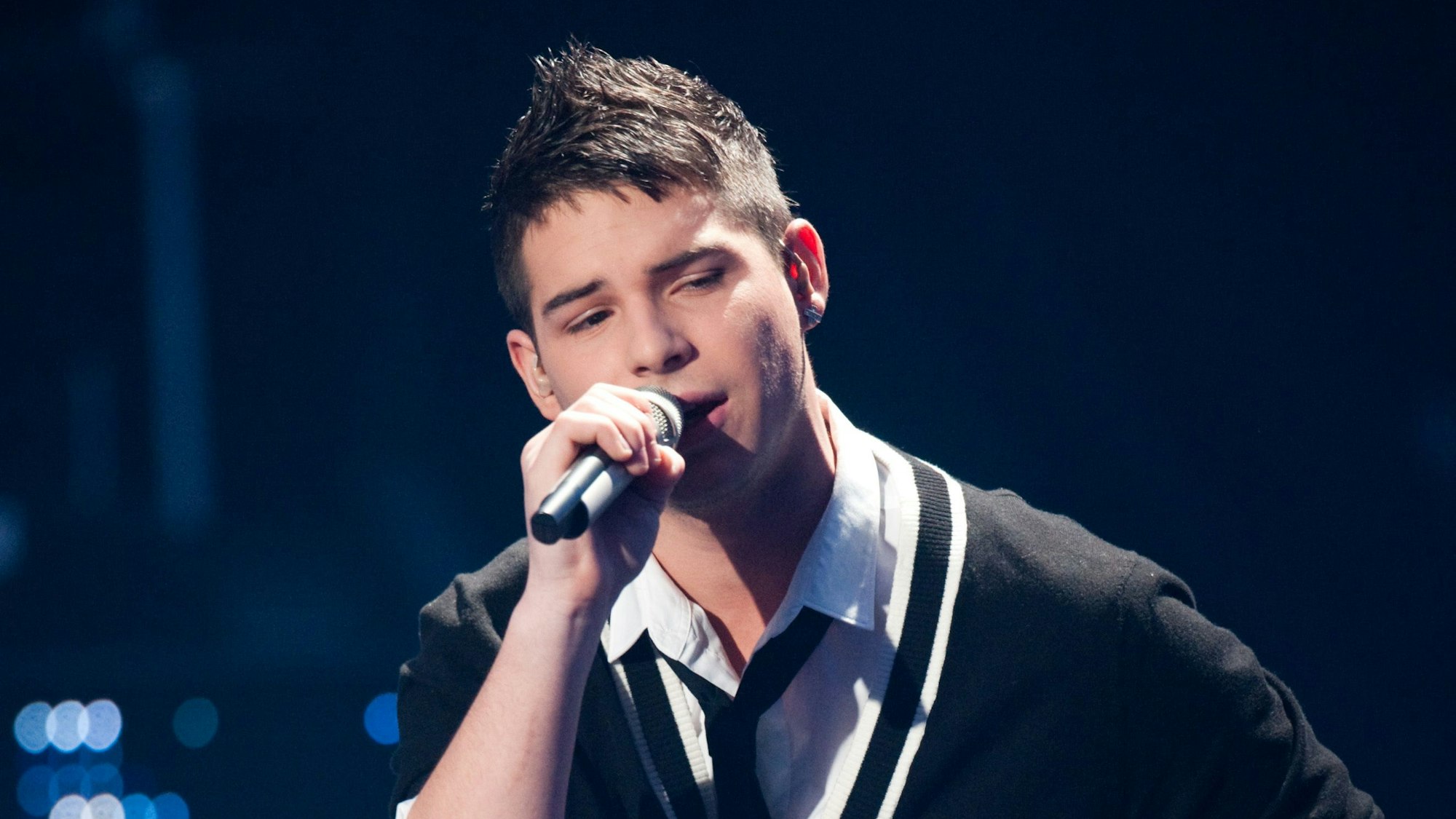 Der Kandidat Manuel Hoffmann tritt in Köln bei der Generalprobe zur ersten Live-Show von „Deutschland sucht den Superstar“.