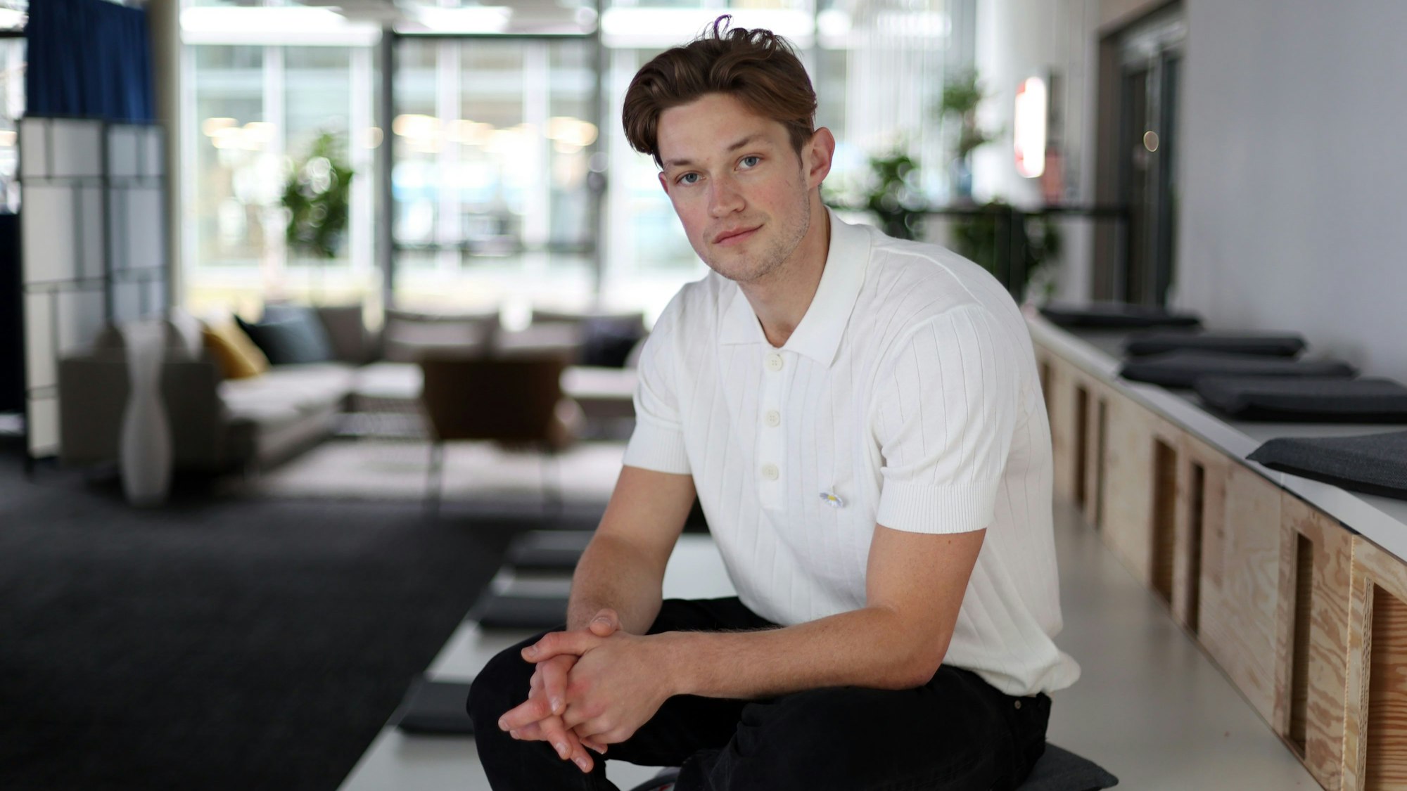 Damian Hardung im Neven DuMont-Haus.