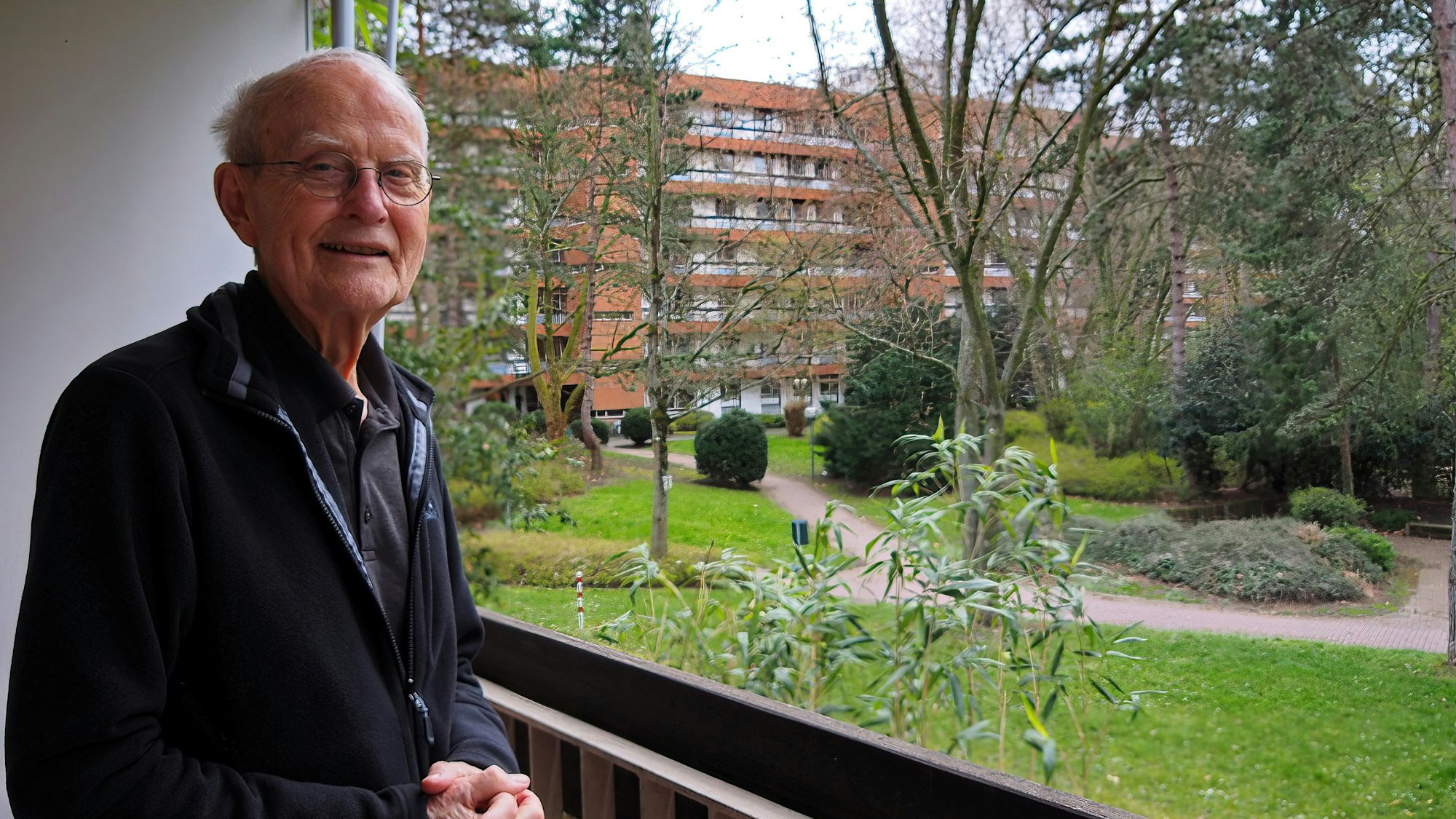 28.03.2023, Köln-Bayenthal, Mieter beschwert sich, die Nebenkostenguthaben durch ehemaligen Vermieter Vonovia müsste automatisch überwiesen werden.