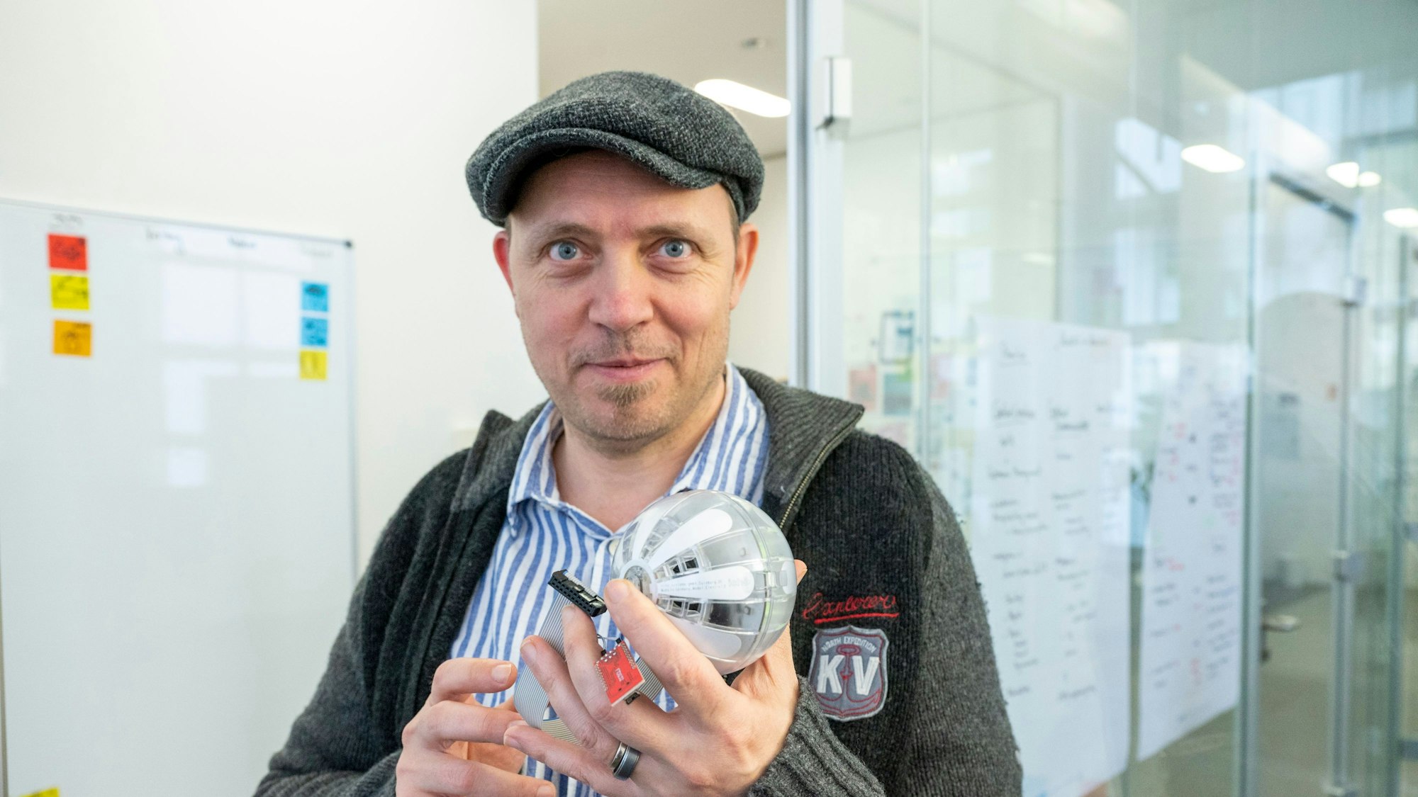 21.03.2023, Köln: Dr. Ingo Dahm ist CEO bei Capacura. Immer mehr Start-ups konzentrieren sich gezielt auf Nachhaltigkeits- und Impact-Themen. Der Kölner Frühphaseninvestor Capacura besorgt ihnen dafür das nötige Geld. Foto: Uwe Weiser
