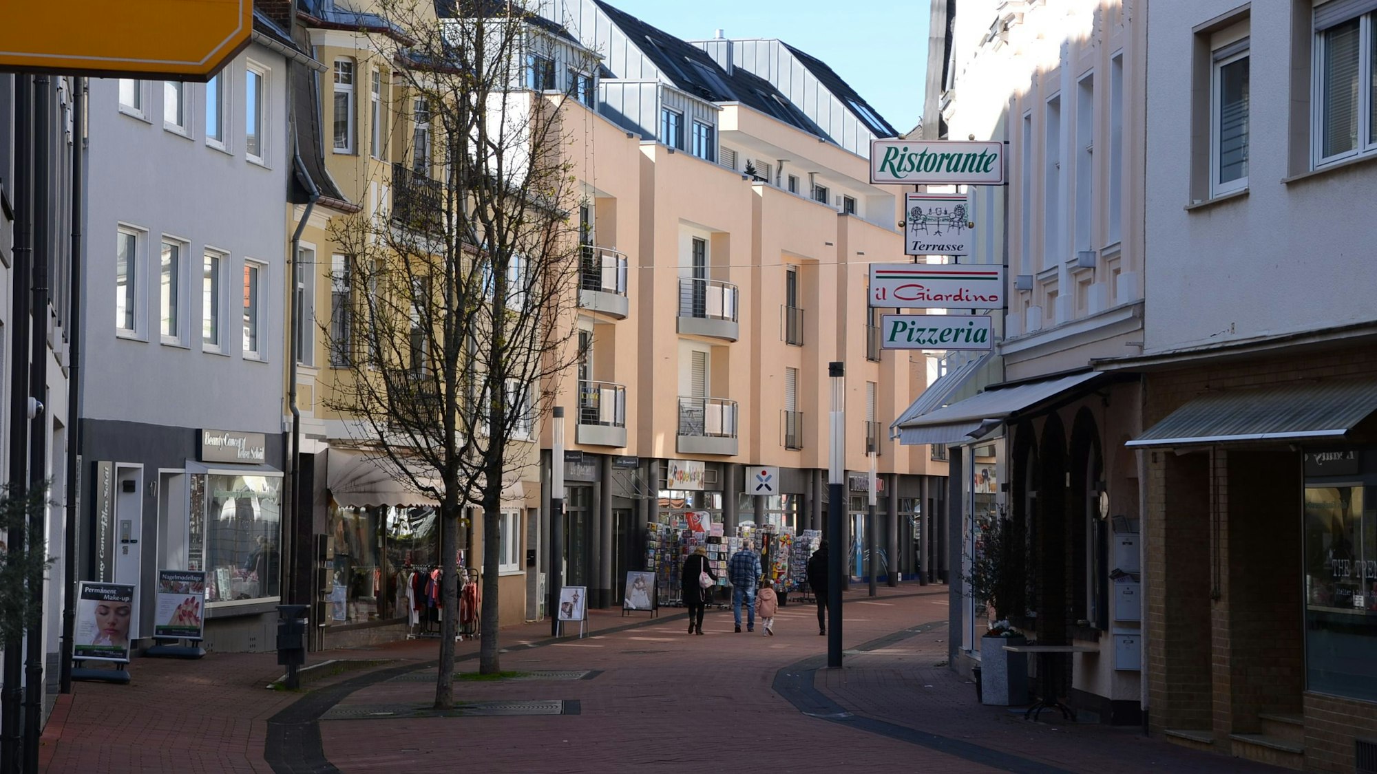 Für die Innenstadt Troisdorf wird ein neuer Masterplan entwickelt; Impressionen aus der Fußgängerzone