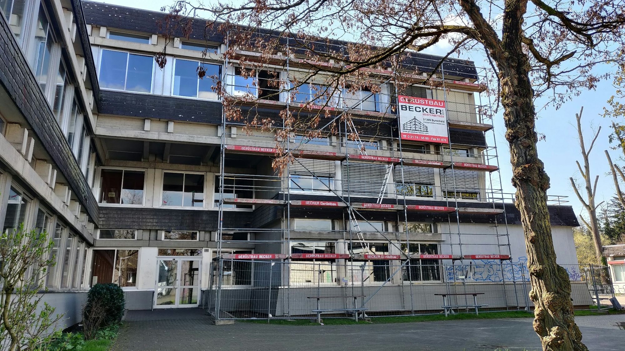 PCB-Sanierung Sekundarschule Beginn Fotos vom 5.4.23