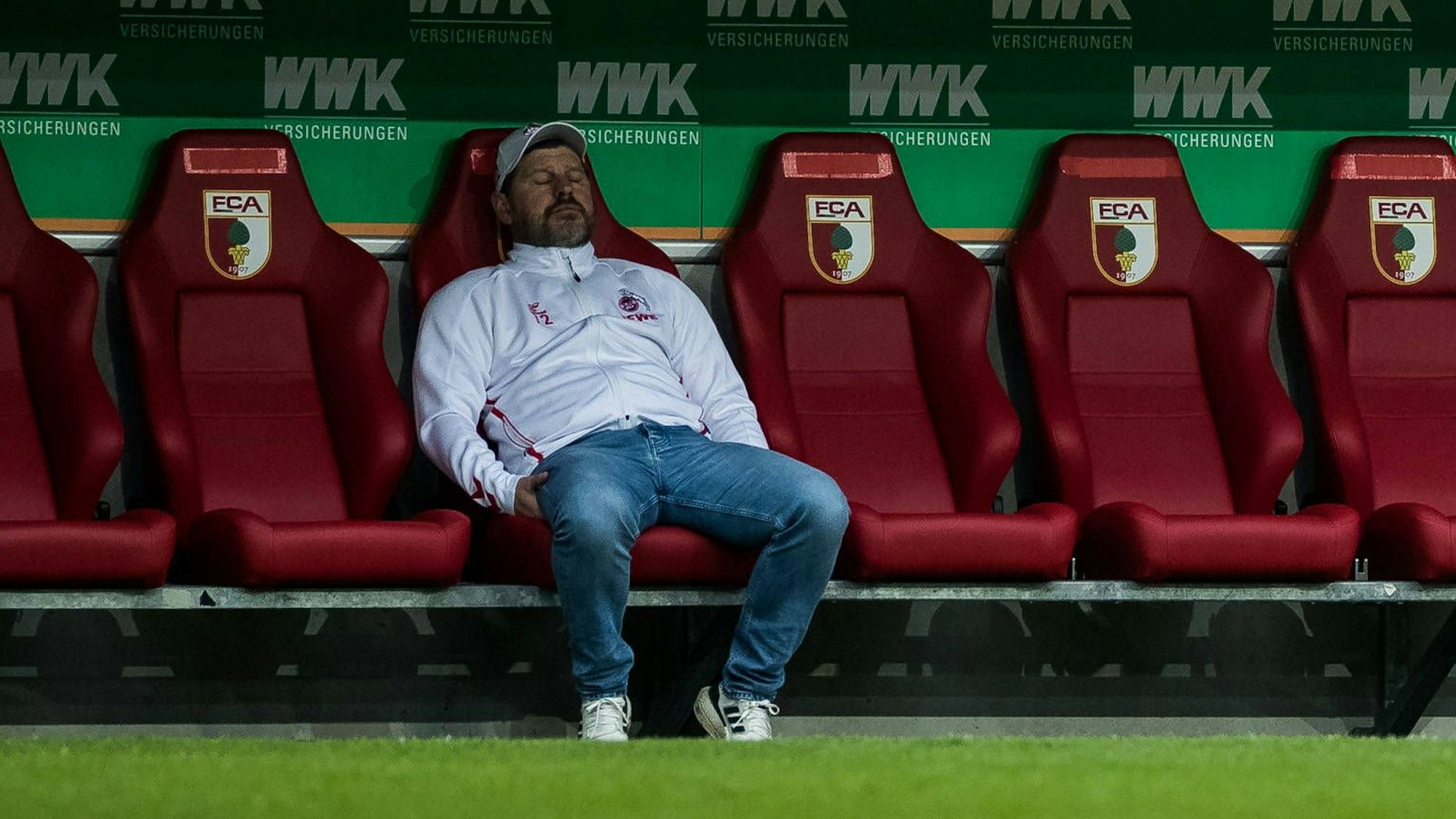 Steffen Baumgart könnte nun wieder etwas entspannter auf der Trainerbank sitzen – wenn er denn während des Spiels jemals auf seiner Bank säße.