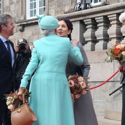 Königin Margrethe II., Kronprinz Frederik und Kronprinzessin Mary und Benedikte zu Dänemark bei der Eröffnung des dänischen Parlamentes.