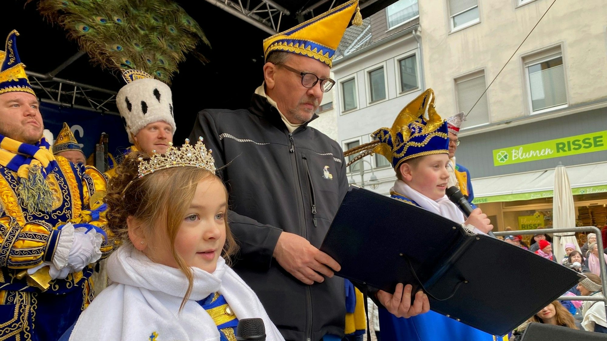 Das Foto zeigt Walter Breidenbach. Er engagierte sich über mehrere Jahre auch als Kinderprinzenführer.
