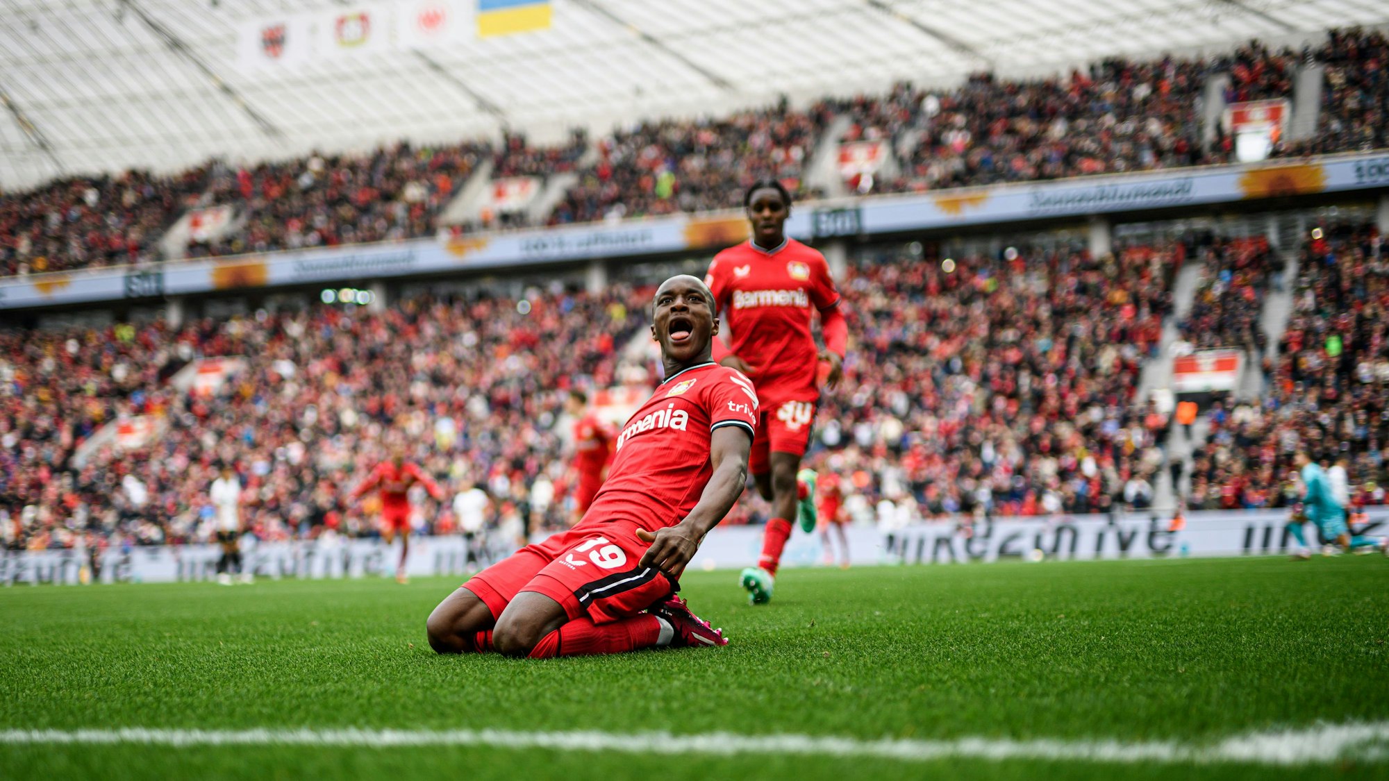Moussa Diaby beim Torjubel.