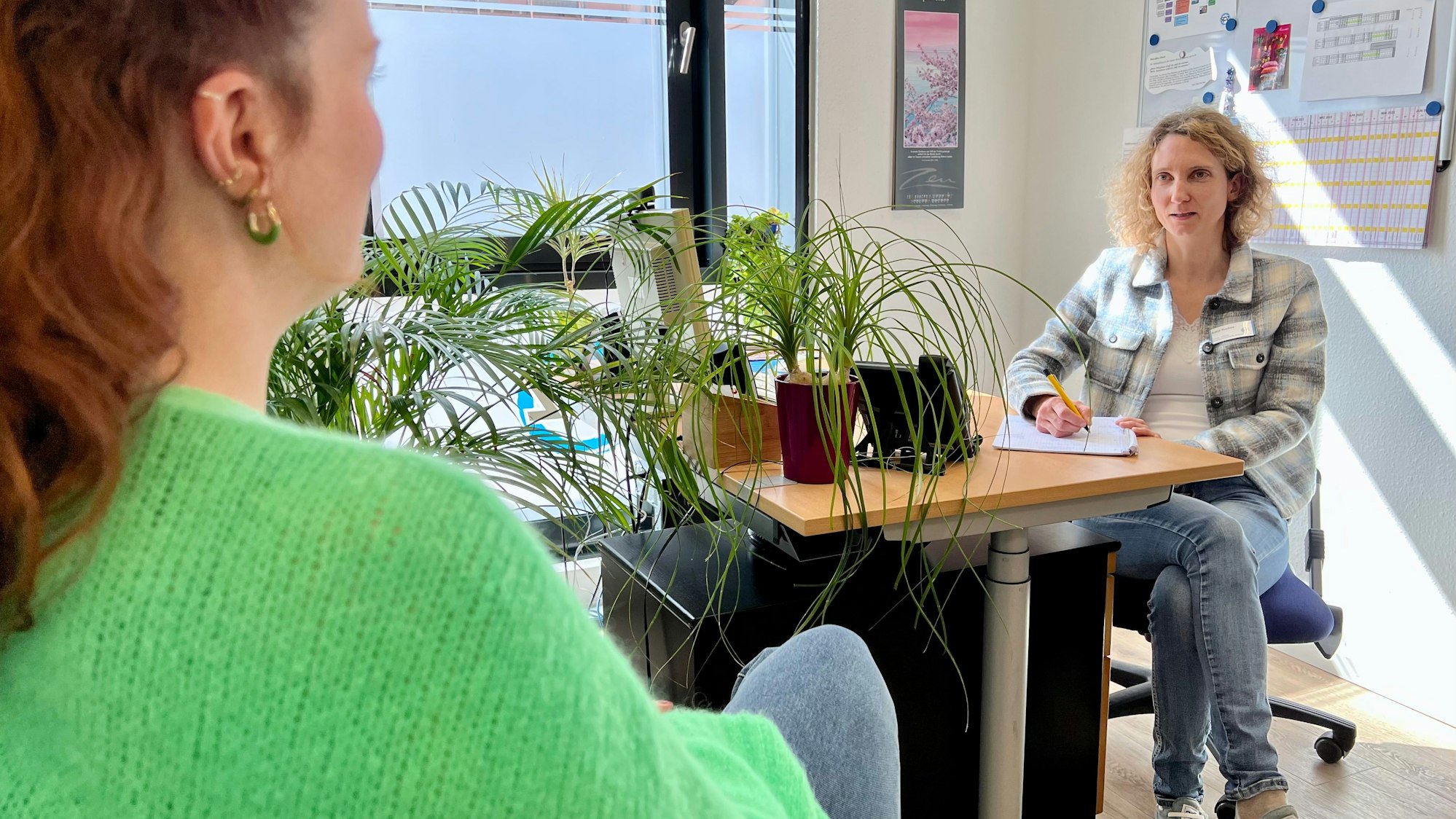 Beratungsgespräch in der Sozialpsychiatrischen Ambulanz mit deren Leiterin Katja Ruckes