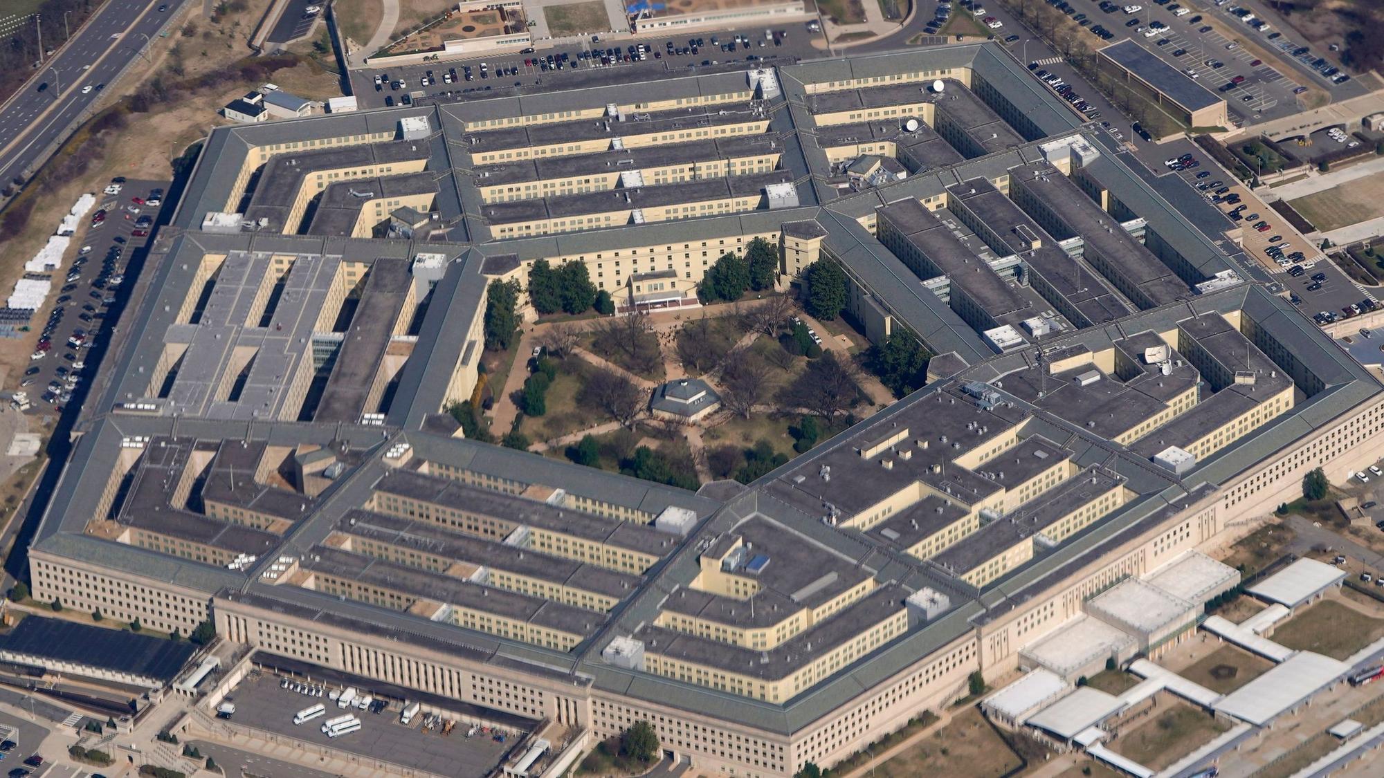 Das Pentagon ist von der Air Force One aus zu sehen. In im befindet sich das Verteidigungsministerium der Vereinigten Staaten.