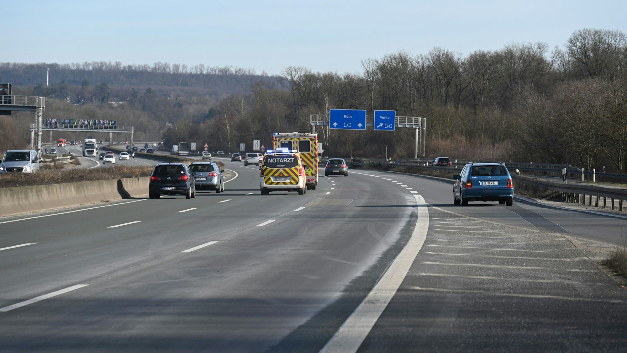Auf dem Foto ist das Kreuz Kerpen zu sehen. Es wird in der Woche ab dem 17. April in vier Nächten komplett gesperrt.