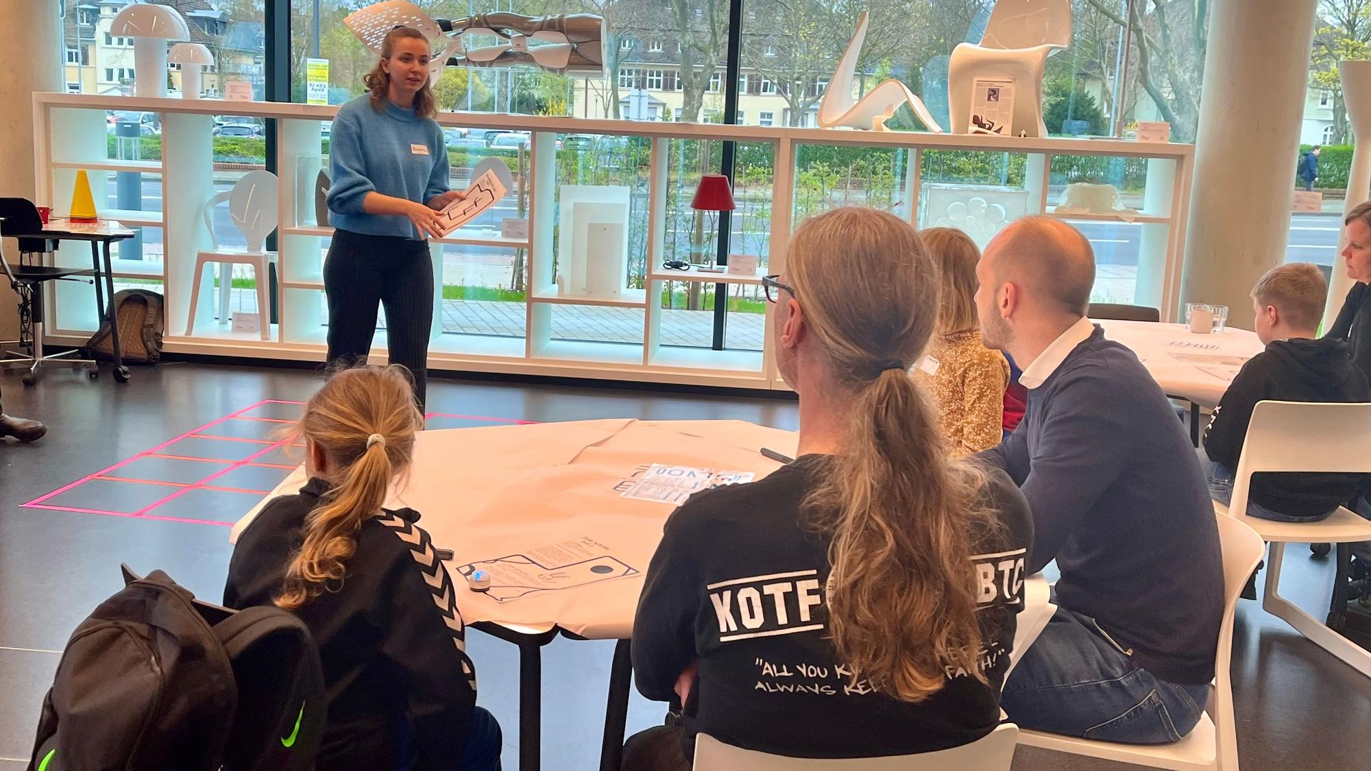 Familien-Workshop der Digitalwerkstatt Leverkusen bei Covestro