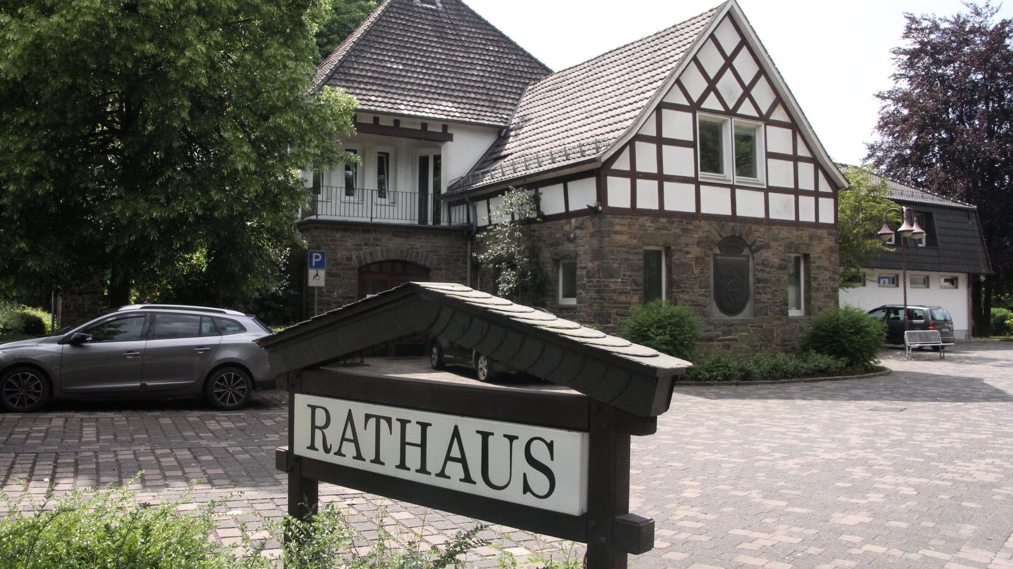 Rathaus geschlossen für Betriebsausflig.