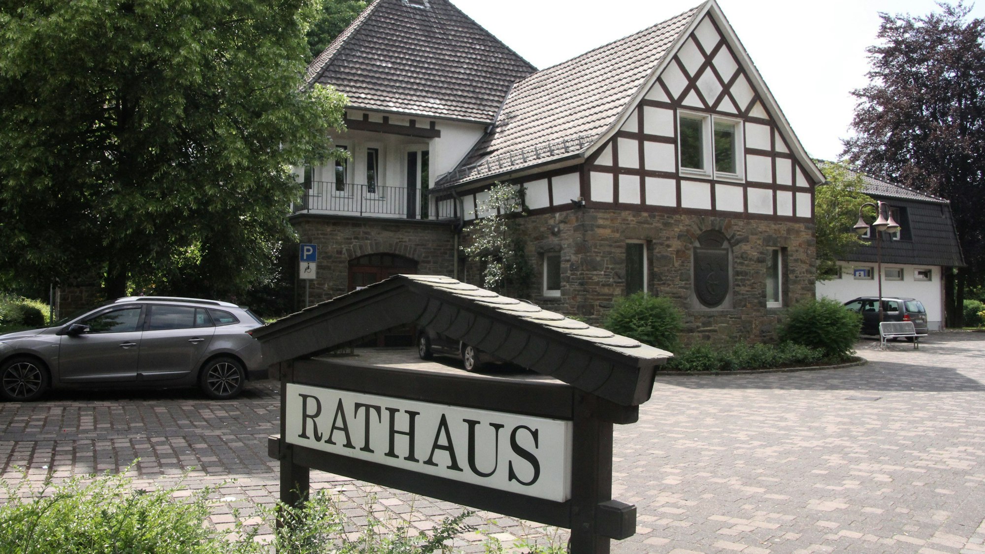 Rathaus geschlossen für Betriebsausflig.