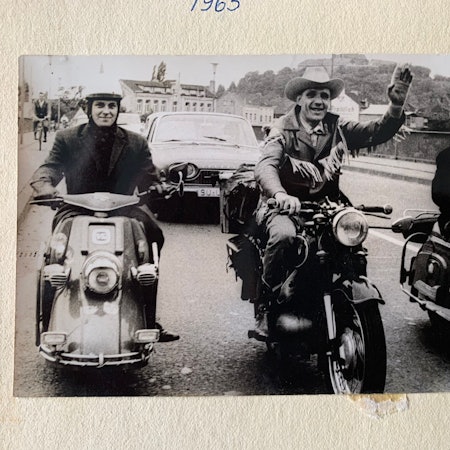 Herrmann Schrader machte eine Reise mit dem Motorrad