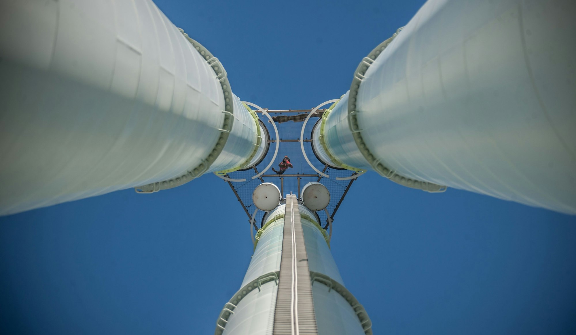 Revision des Schornsteins, Fernwärme, Müllheizkraftwerk Leverkusen, Müllverbrennungsanlage in Küppersteg