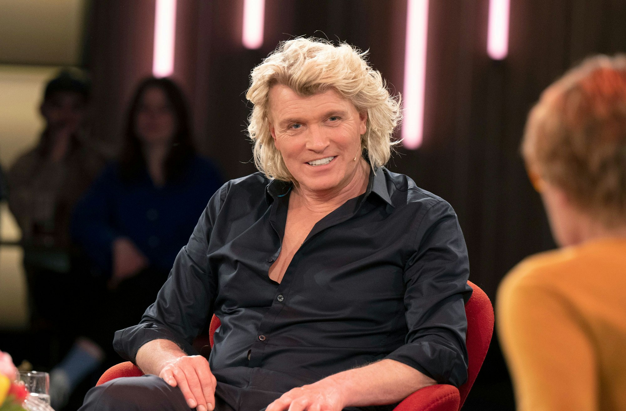 Der niederländische Magier Hans Klok beim „Kölner Treff“.