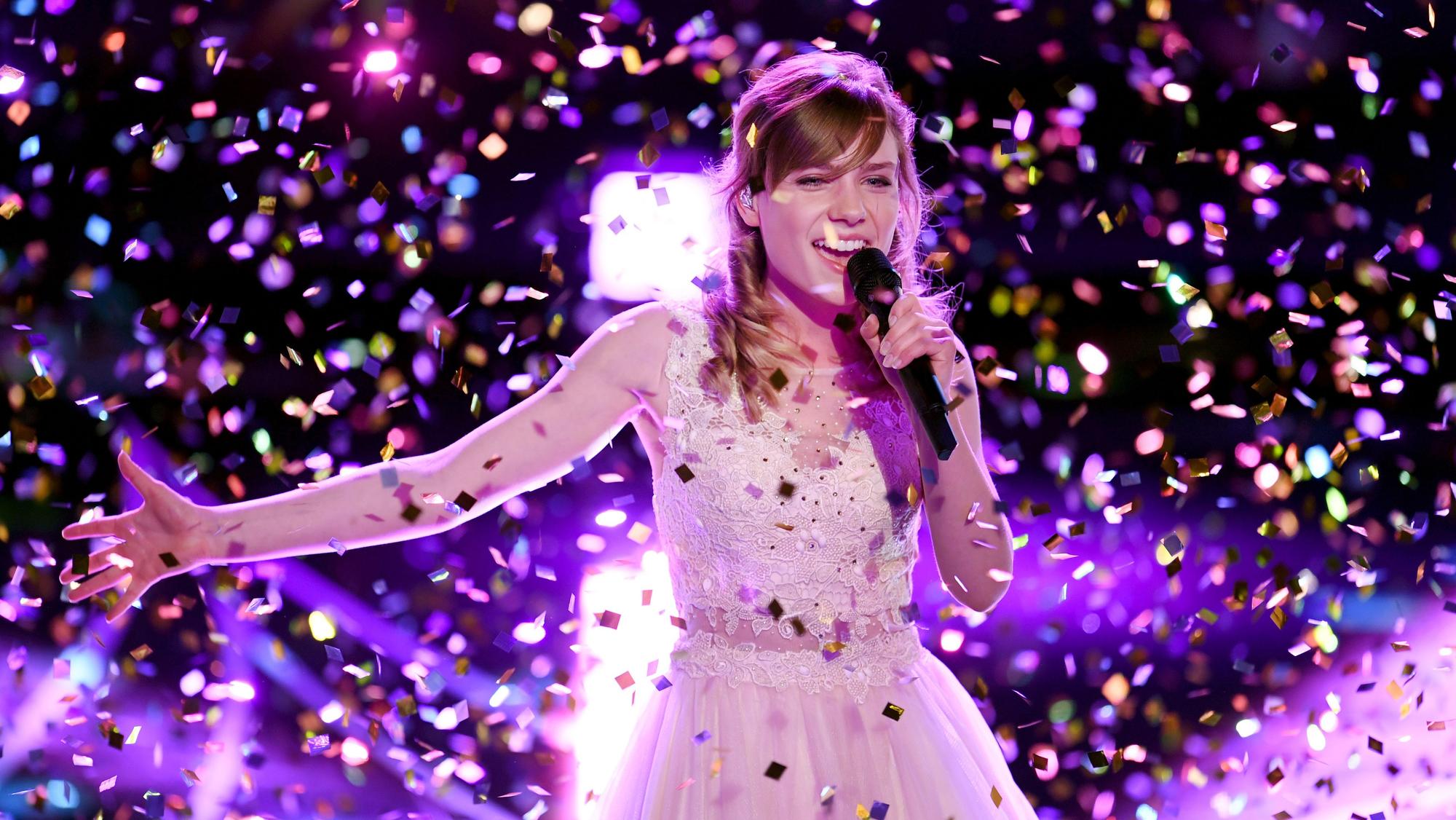 Marie Wegener tritt bei der Verleihung des Bayerischen Fernsehpreises im Prinzregententheater auf.