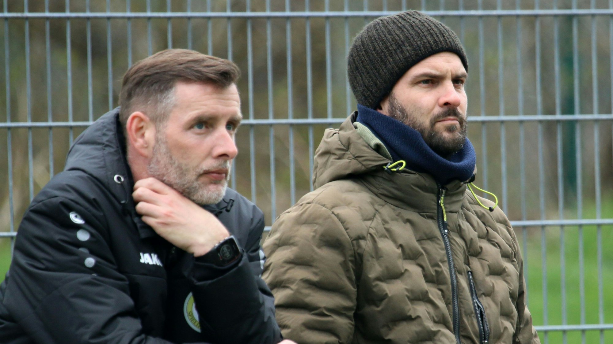 Auch nach der Trennung schaut Dominik Peiffer (r.) zu.