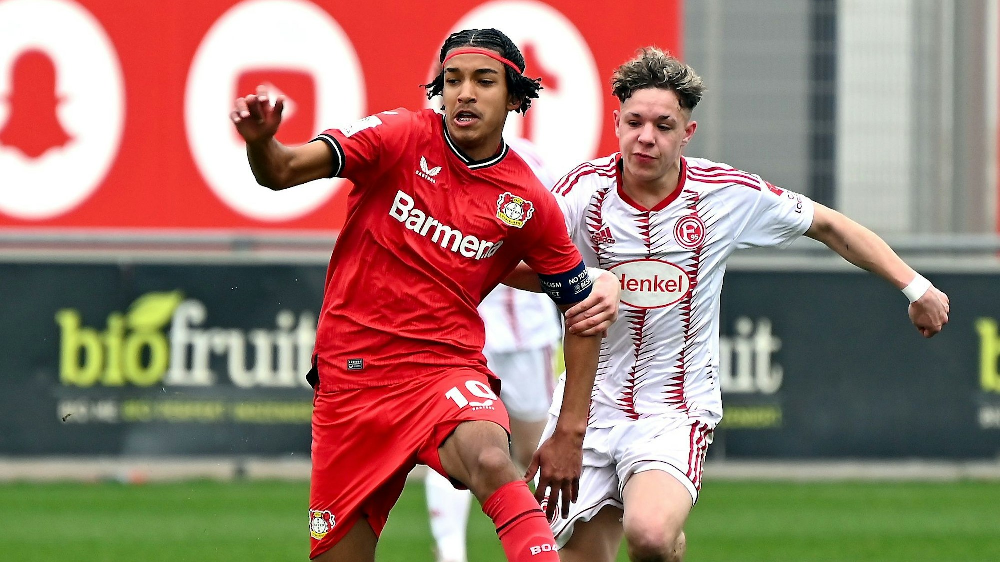 16.04.2023, Fussball-U17-Bayer 04-Düsseldorf
links: Francis Onyeka (Bayer)
Foto: Uli Herhaus
