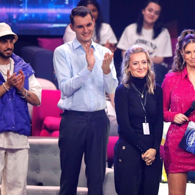Kiyan Yousefbeik, Lorent Berusha, Juliette Schoppmann und Laura Wontorra beim Finale der 20. Staffel der RTL-Castingshow Deutschland sucht den Superstar / DSDS 2023 im MMC Coloneum.