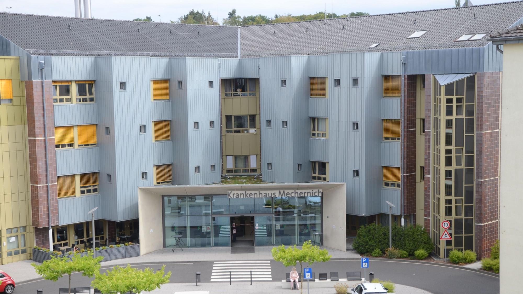 Der Haupteingang des Kreiskrankenhauses Mechernich.