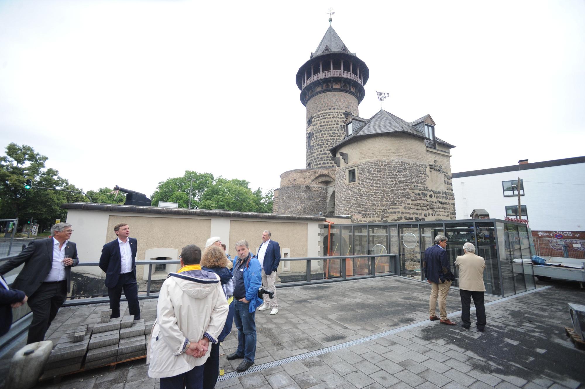 Ülepooz, Turm der Roten Funken an der Ulrepforte.