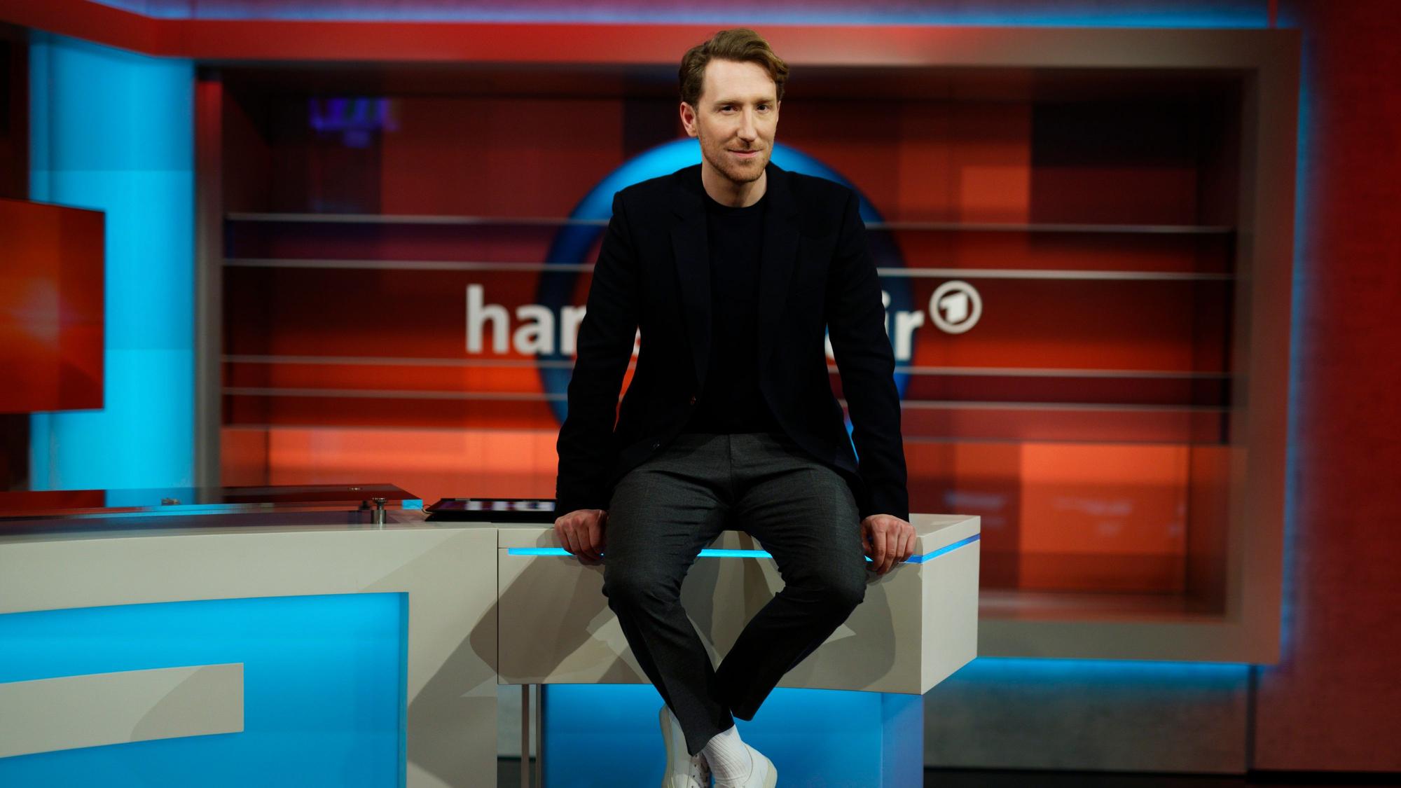 Louis Klamroth im „Hart aber fair“-Studio.